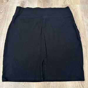 Hybrid & Co Black Fitted Miniskirt size 2X